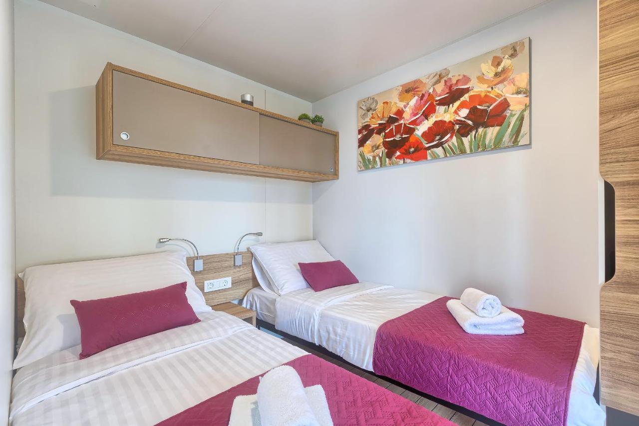 TOTAL ESCAPE Mobile Home NERA Camp Porton Biondi Rovigno Esterno foto